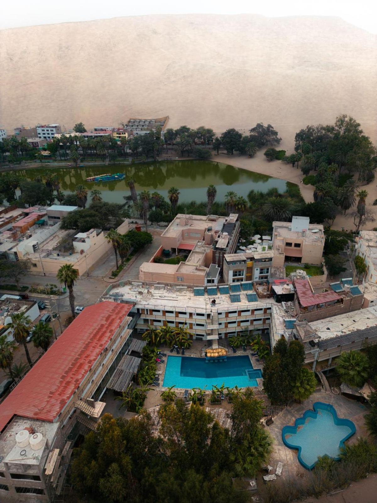 Carola Hotel 2*